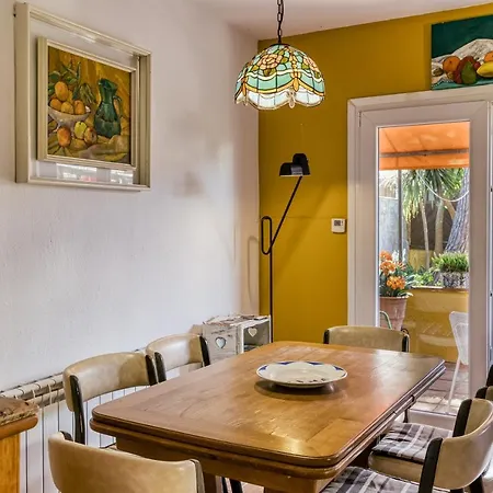 Casa En Urb Cala Montgo * L'Escala