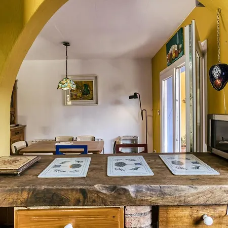 Casa En Urb Cala Montgo *