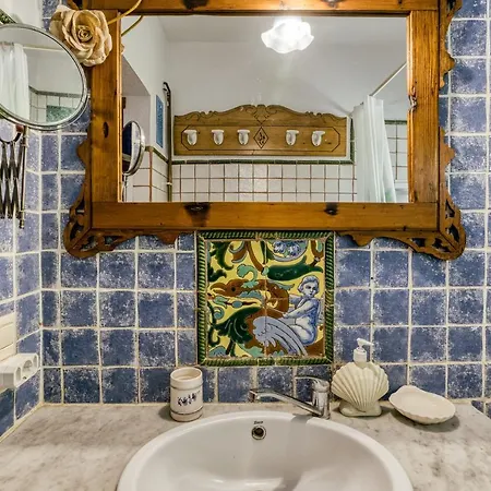 Casa En Urb Cala Montgo * L'Escala