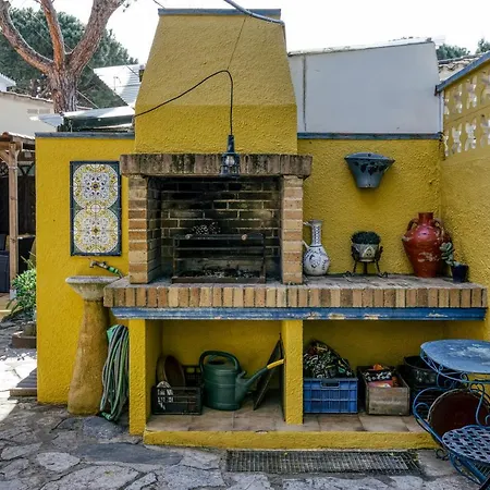 Holiday home Casa En Urb Cala Montgo *