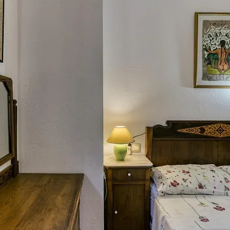 Casa En Urb Cala Montgo *