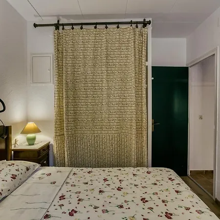 Holiday home Casa En Urb Cala Montgo *