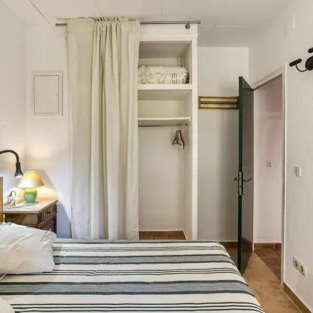 Semesterbostad Casa En Urb Cala Montgo