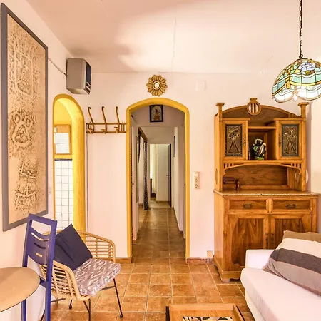 Semesterbostad Casa En Urb Cala Montgo *