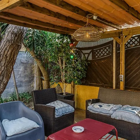 Semesterbostad Casa En Urb Cala Montgo *